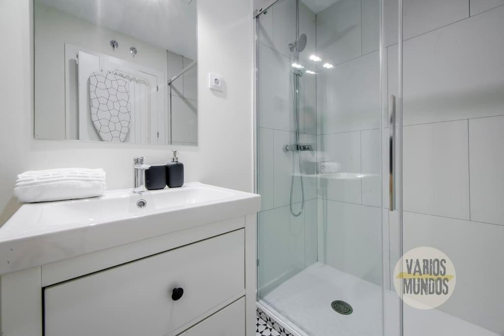 Cozy Y Centrico Apt Para 6Pax En Plaza Del Carmen E2 مدريد المظهر الخارجي الصورة